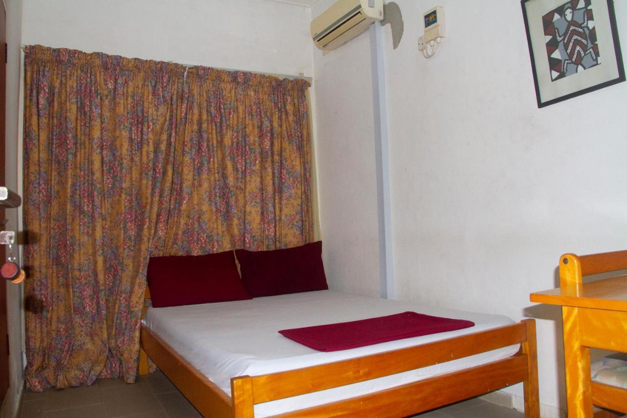 Pink Hostel Accra Exteriér fotografie